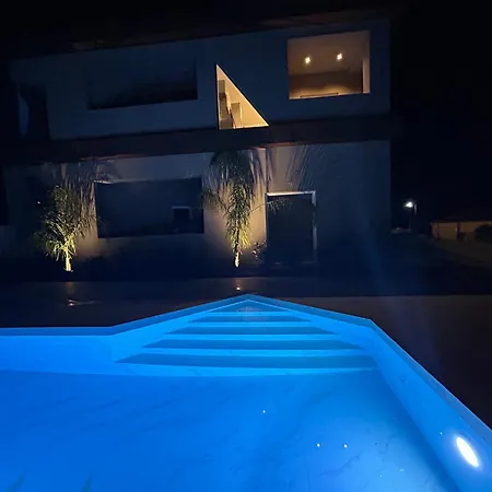 شقة X Luxury أرغوستولي