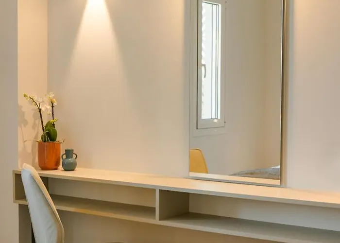 X Luxury Apartment *