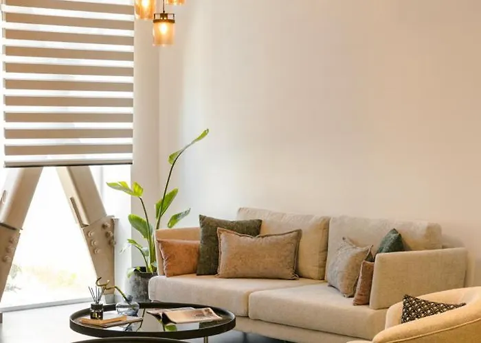 X Luxury Apartment