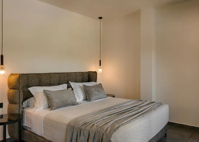X Luxury * Argostoli (Kefalonia)