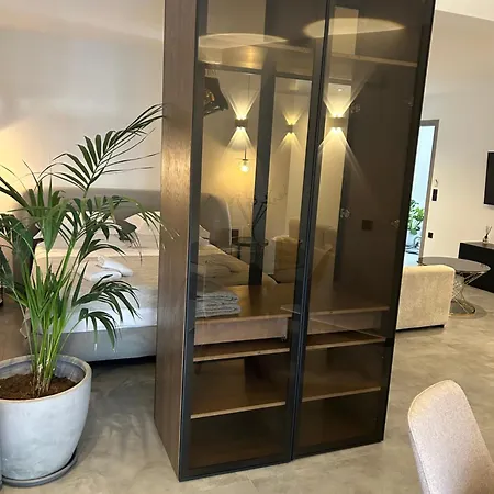 X Luxury Аргостолион