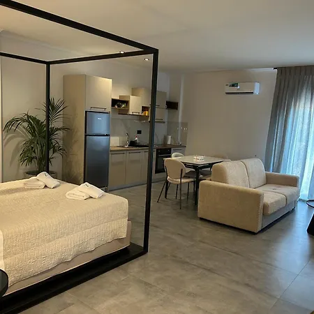 X Luxury Аргостолион