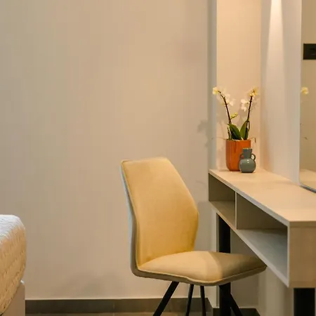 X Luxury Apartment *