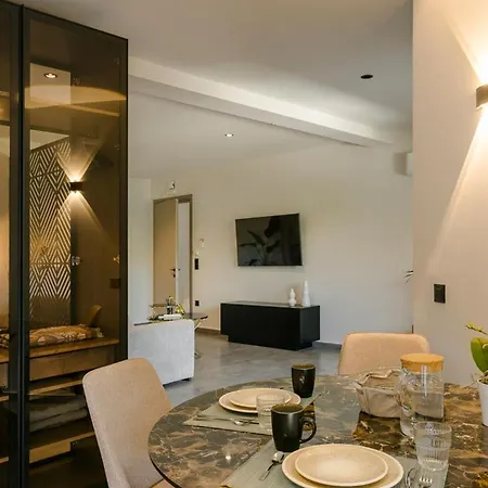 X Luxury Apartment