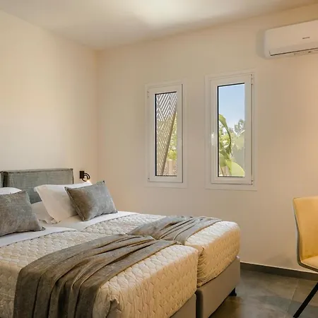 X Luxury Apartament *